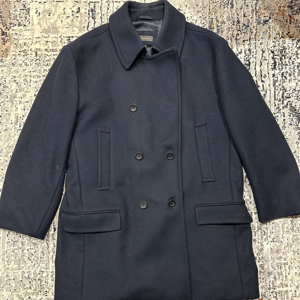 Banana Republic Men’s Navy Wool Peacoat